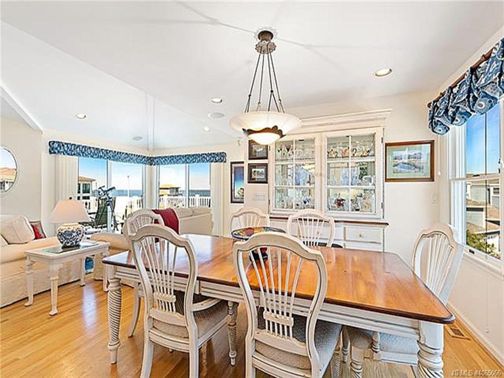 109 W Hobart Avenue, Beach Haven Crest (Bay Block)