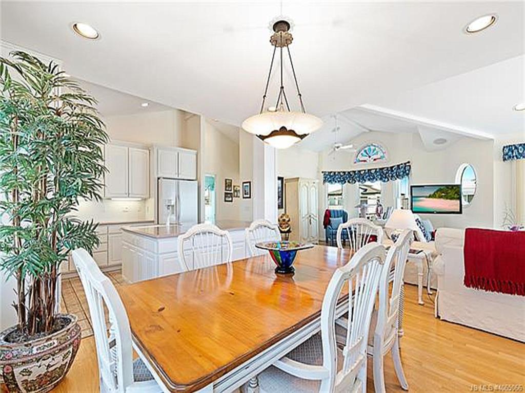 109 W Hobart Avenue, Beach Haven Crest (Bay Block)