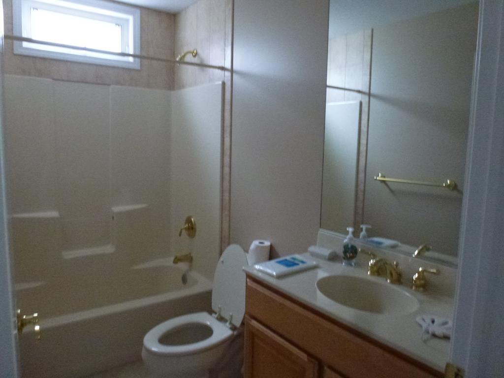 123 Vacation Lane, Stone Harbor (Center)