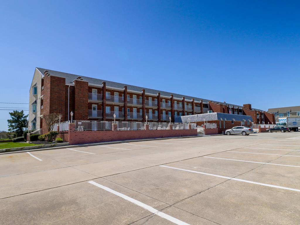 CAPE ROC BRAND NEW BEACH BLOCK CONDO | Photo 16