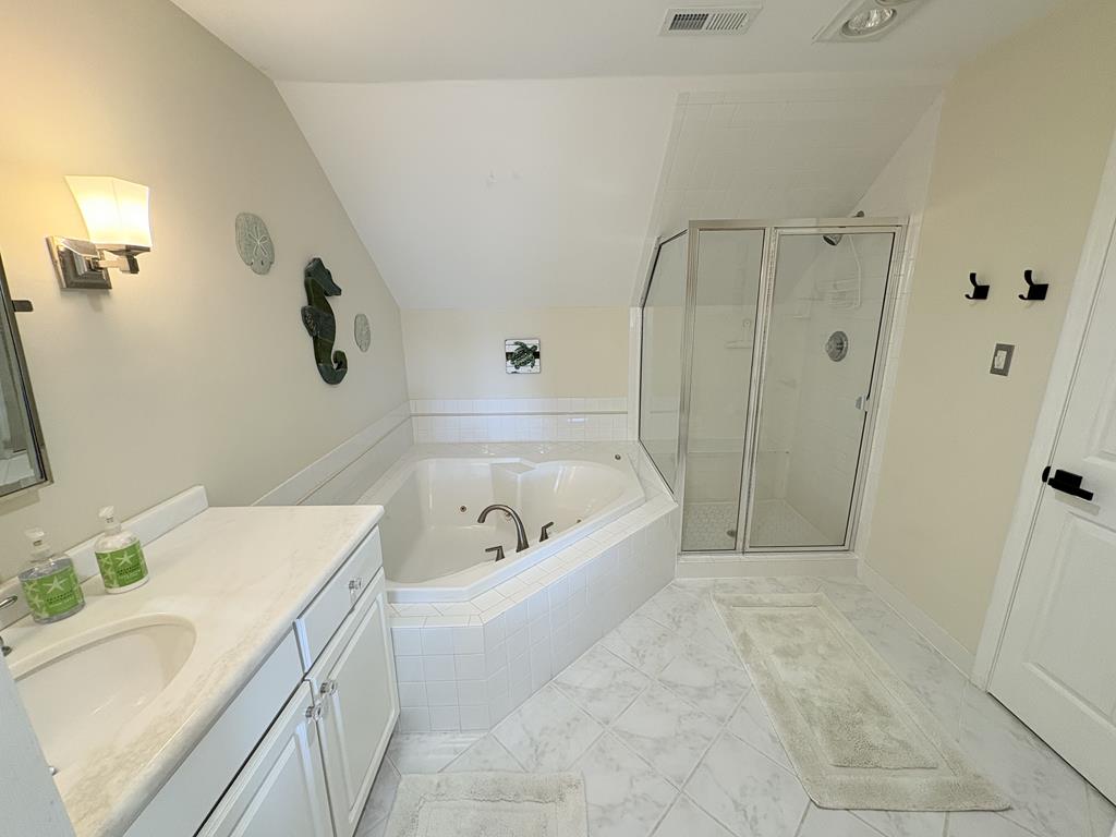 Water View Twin - One Block to Beach | Photo 29