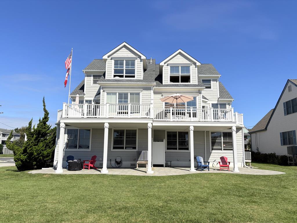 Water View Twin - One Block to Beach | Photo 32