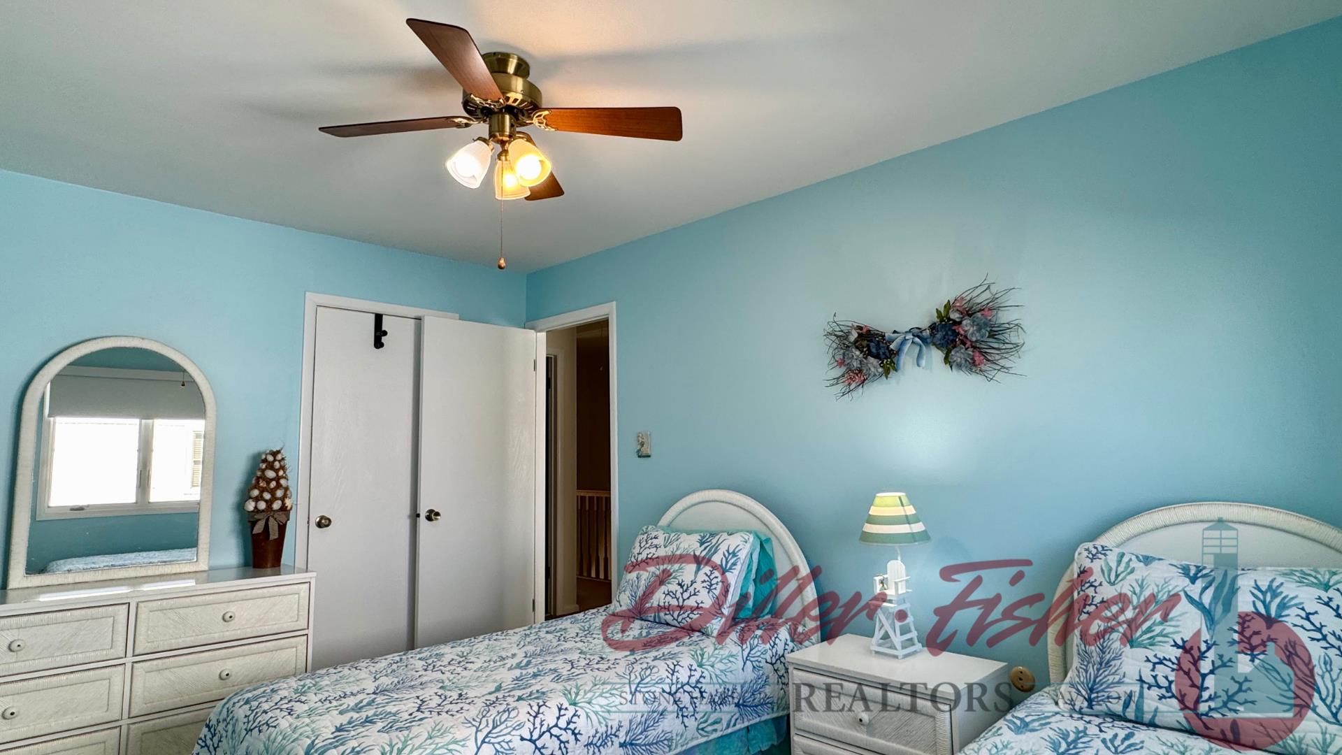 291 80th Street, Avalon (Center)