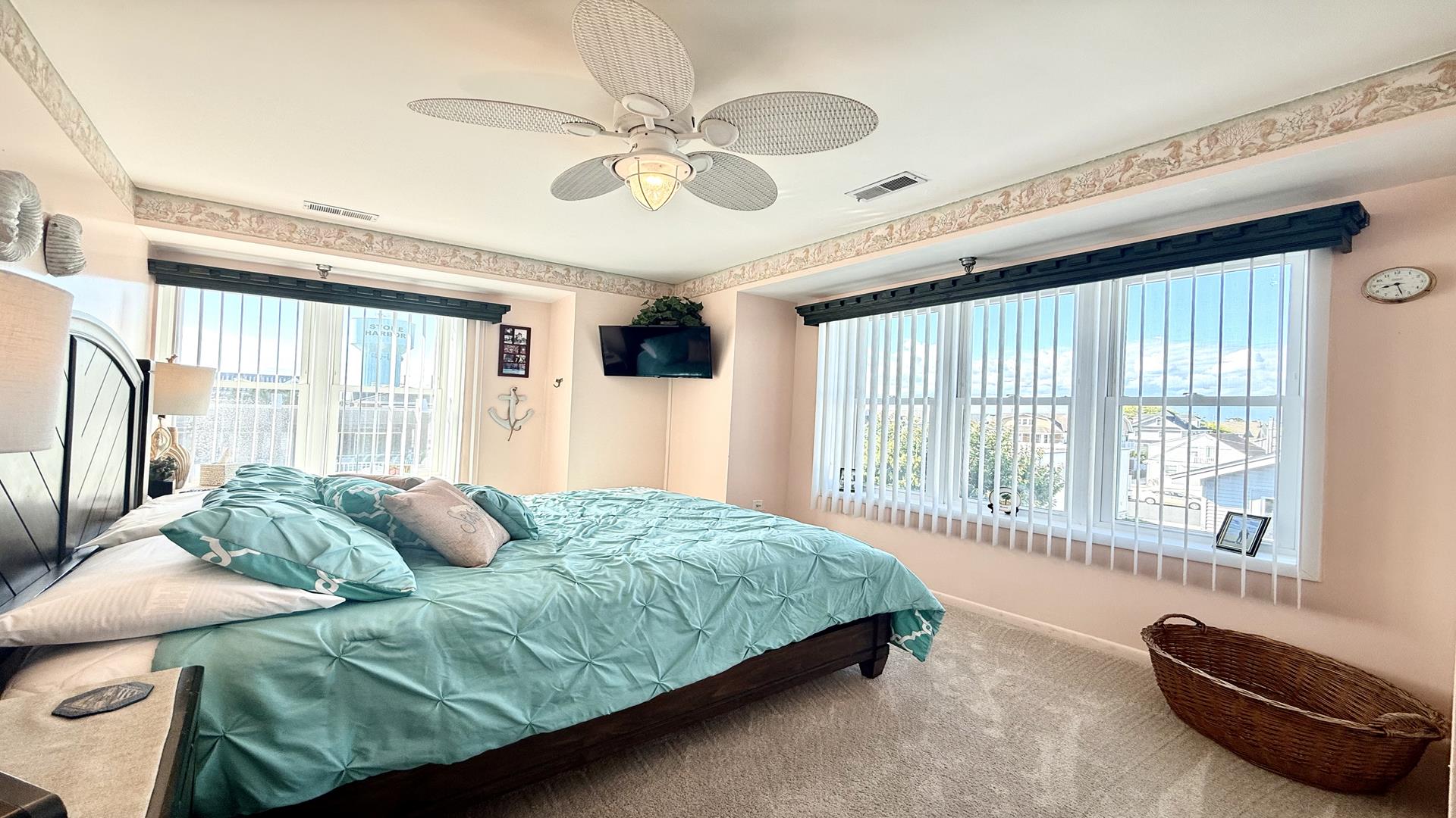 150 96TH Street, STONE HARBOR (Center)