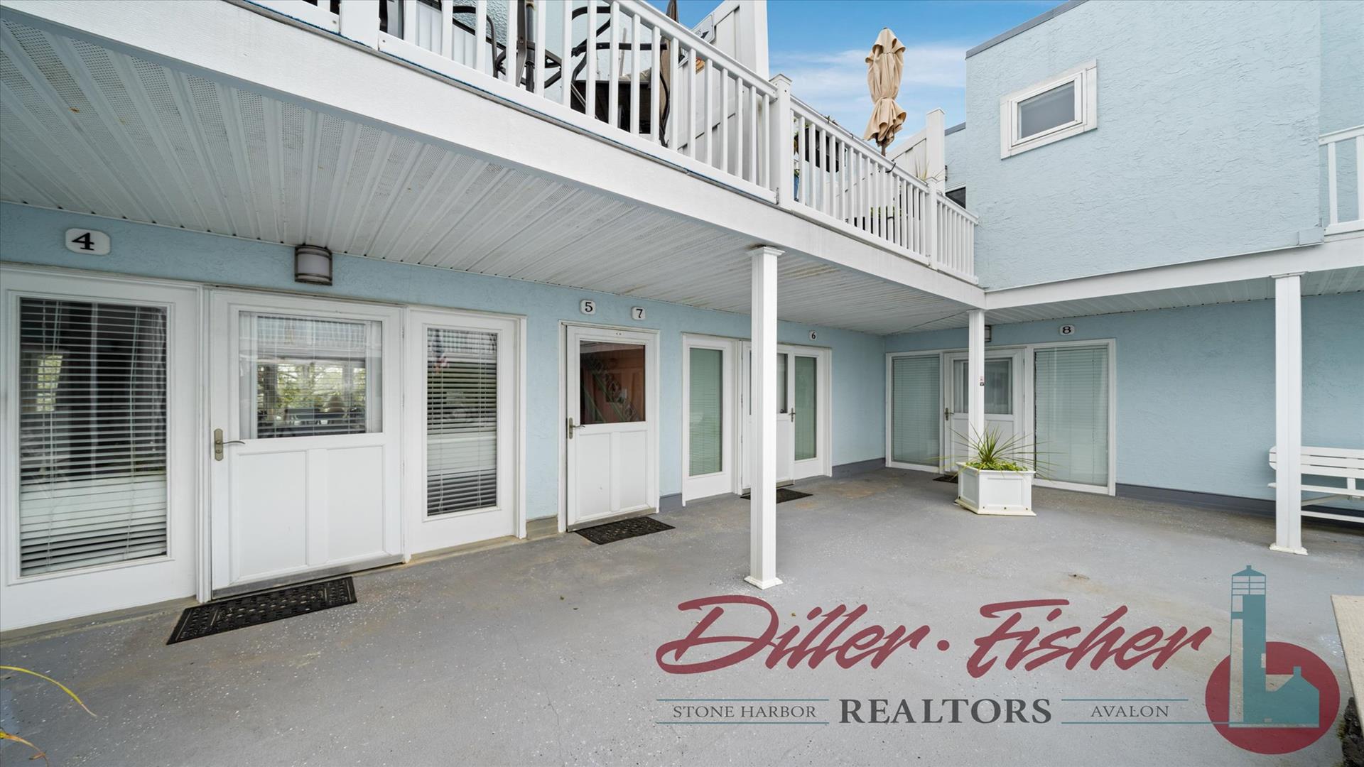 150 96TH Street, STONE HARBOR (Center)