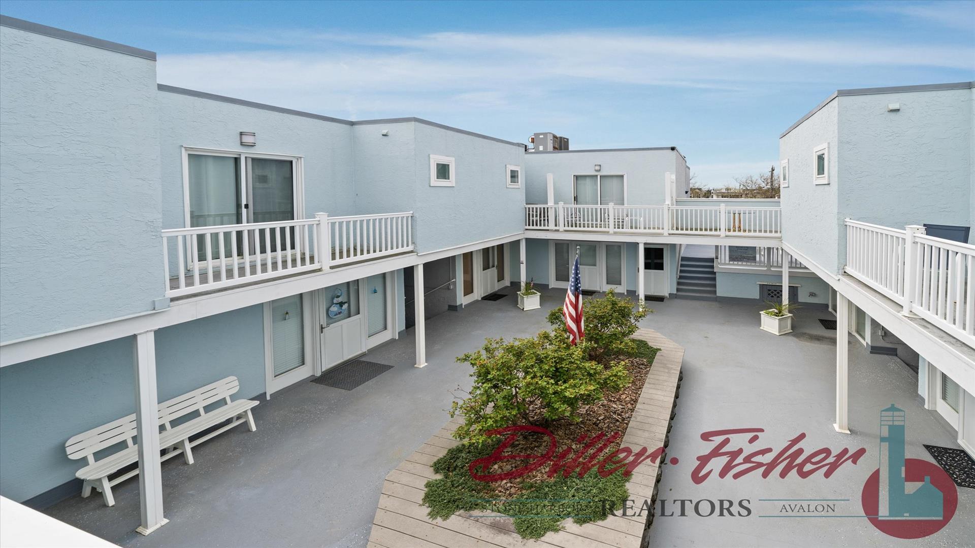 150 96TH Street, STONE HARBOR (Center)