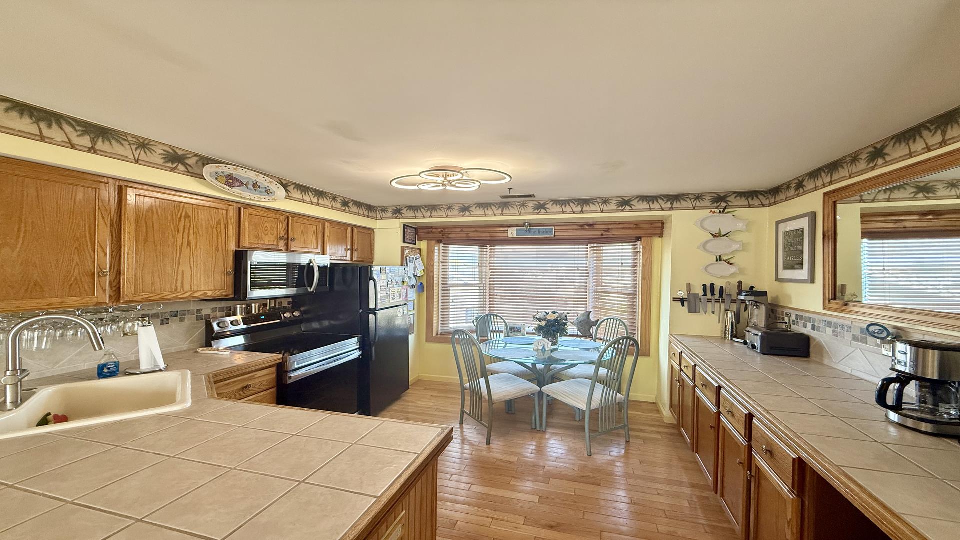 150 96TH Street, STONE HARBOR (Center)