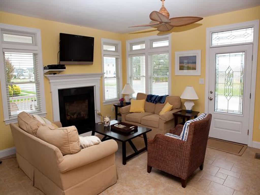 8330 Second Avenue, Stone Harbor (2 Blocks to Beach)