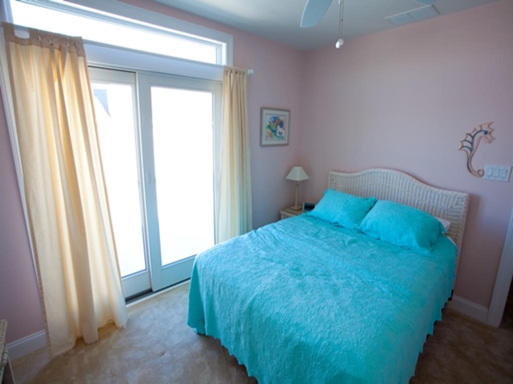 8330 Second Avenue, Stone Harbor (2 Blocks to Beach)