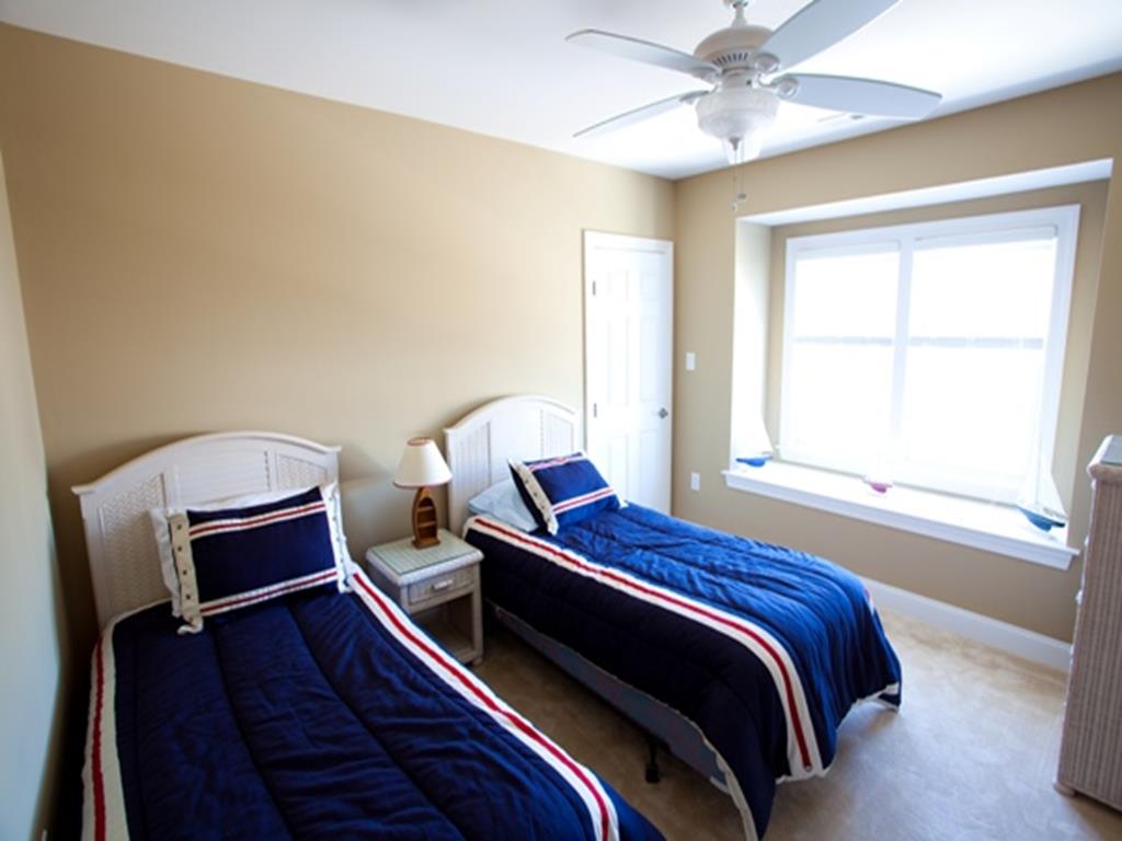 8330 Second Avenue, Stone Harbor (2 Blocks to Beach)