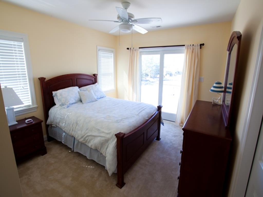 8330 Second Avenue, Stone Harbor (2 Blocks to Beach)