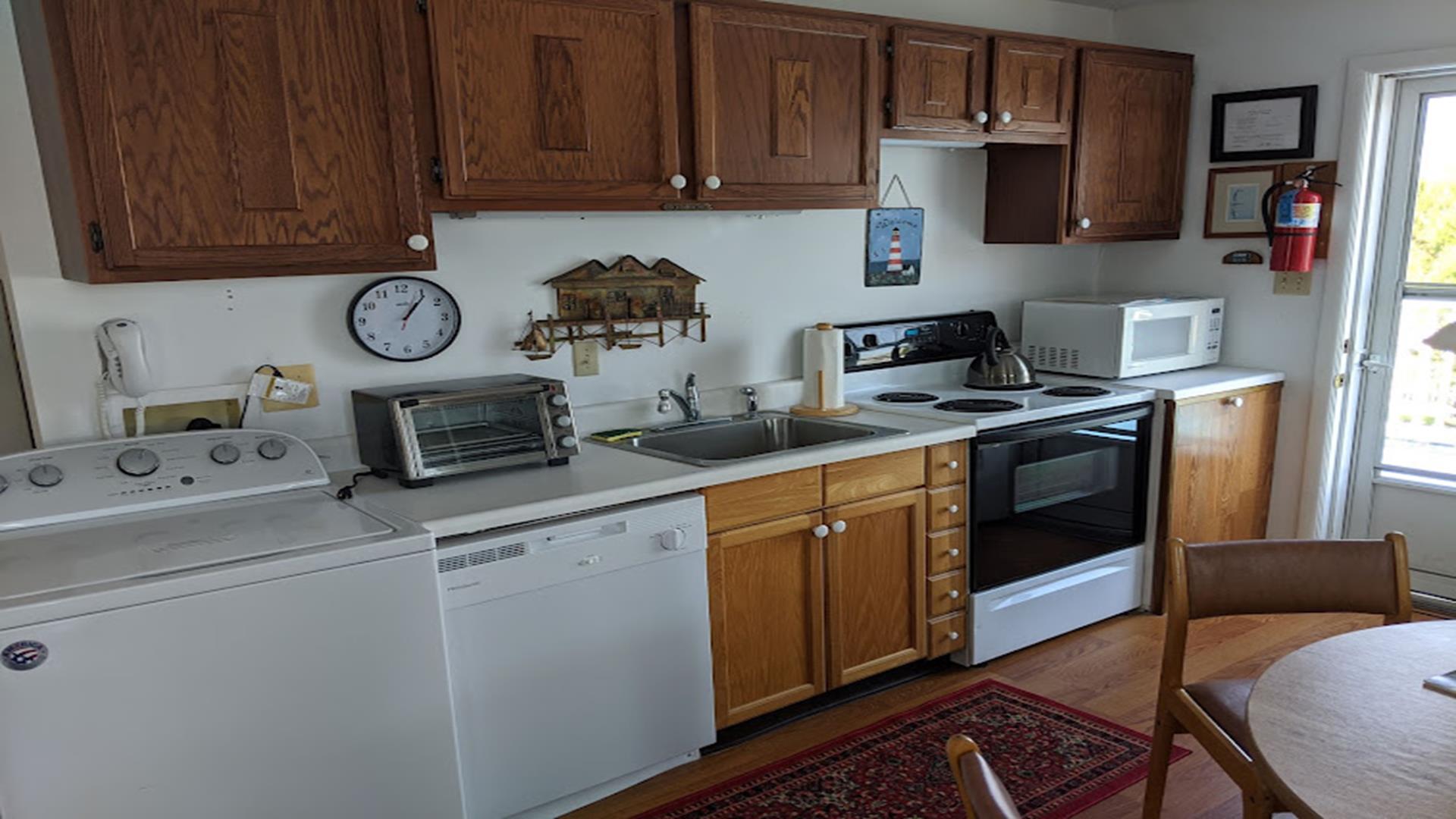 218 102nd Street, Stone Harbor (Center)