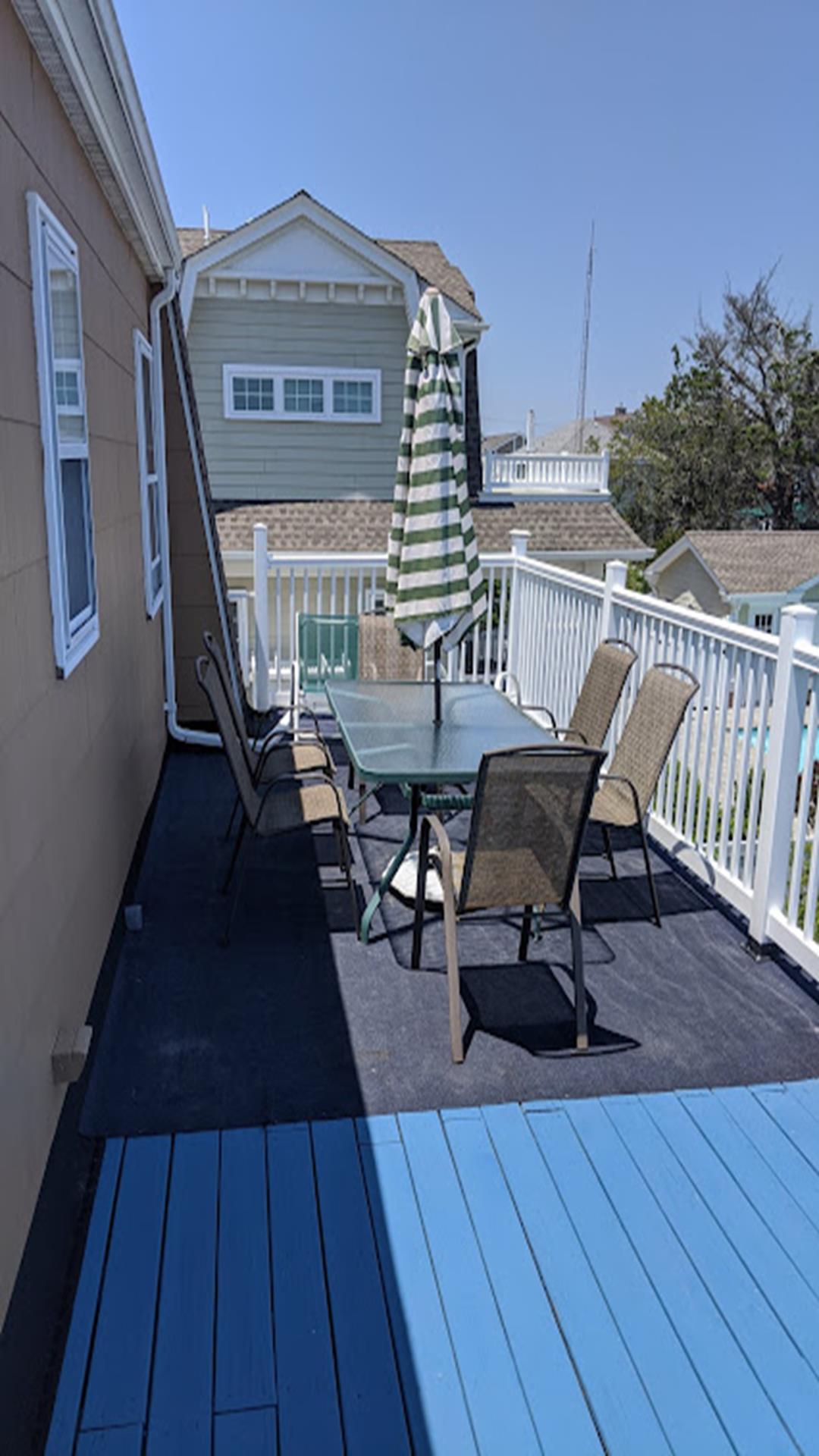 218 102nd Street, Stone Harbor (Center)