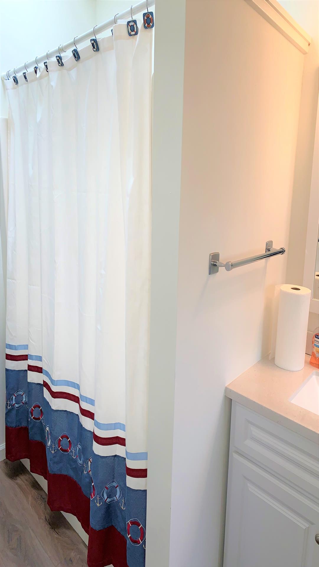 236 91st Street, Stone Harbor (Center)