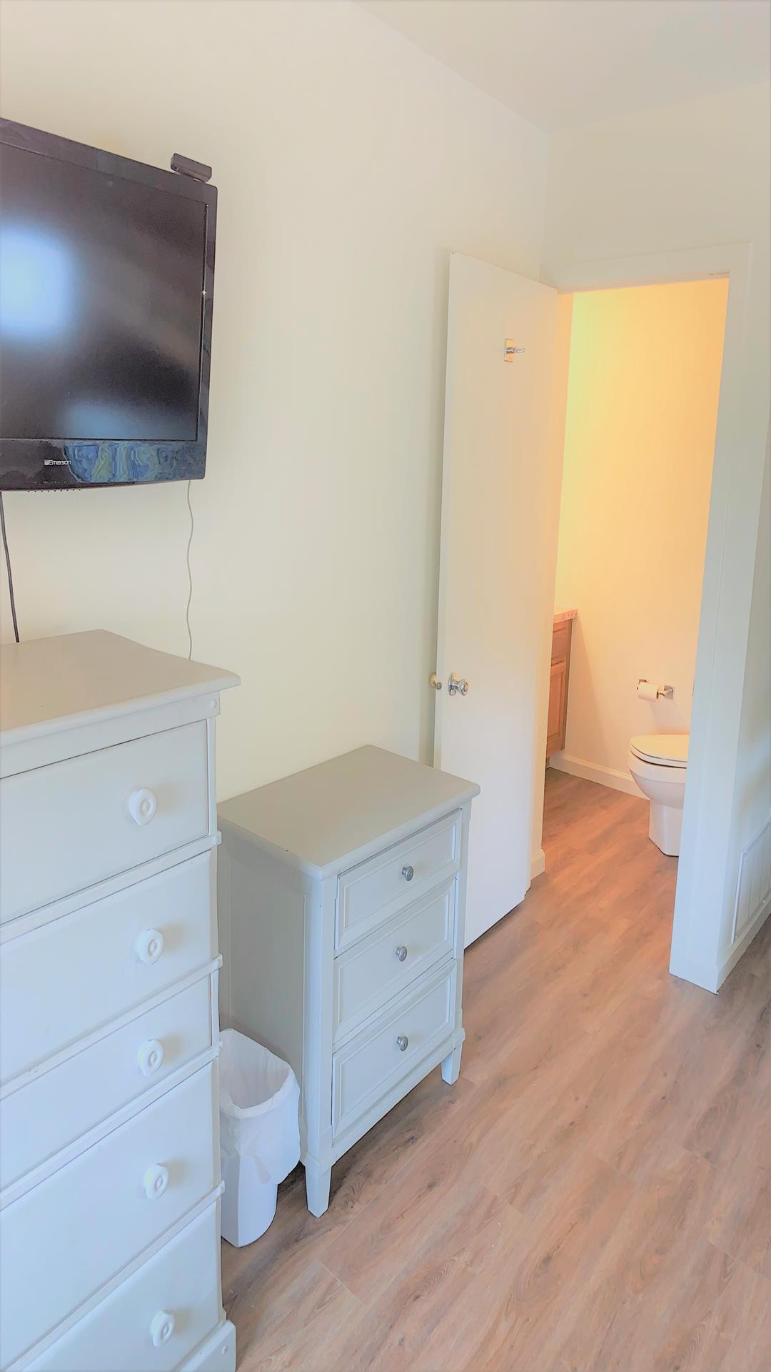 236 91st Street, Stone Harbor (Center)