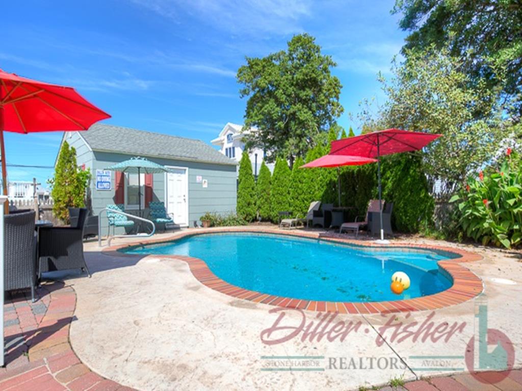 236 91st Street, Stone Harbor (Center)