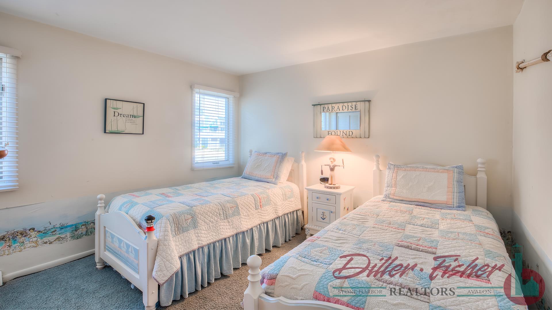 101 114th Street, Stone Harbor (Beach Front)