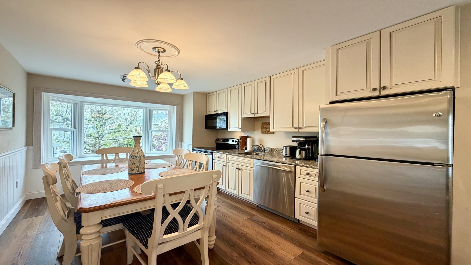 150 96th Street, Stone Harbor (Center)