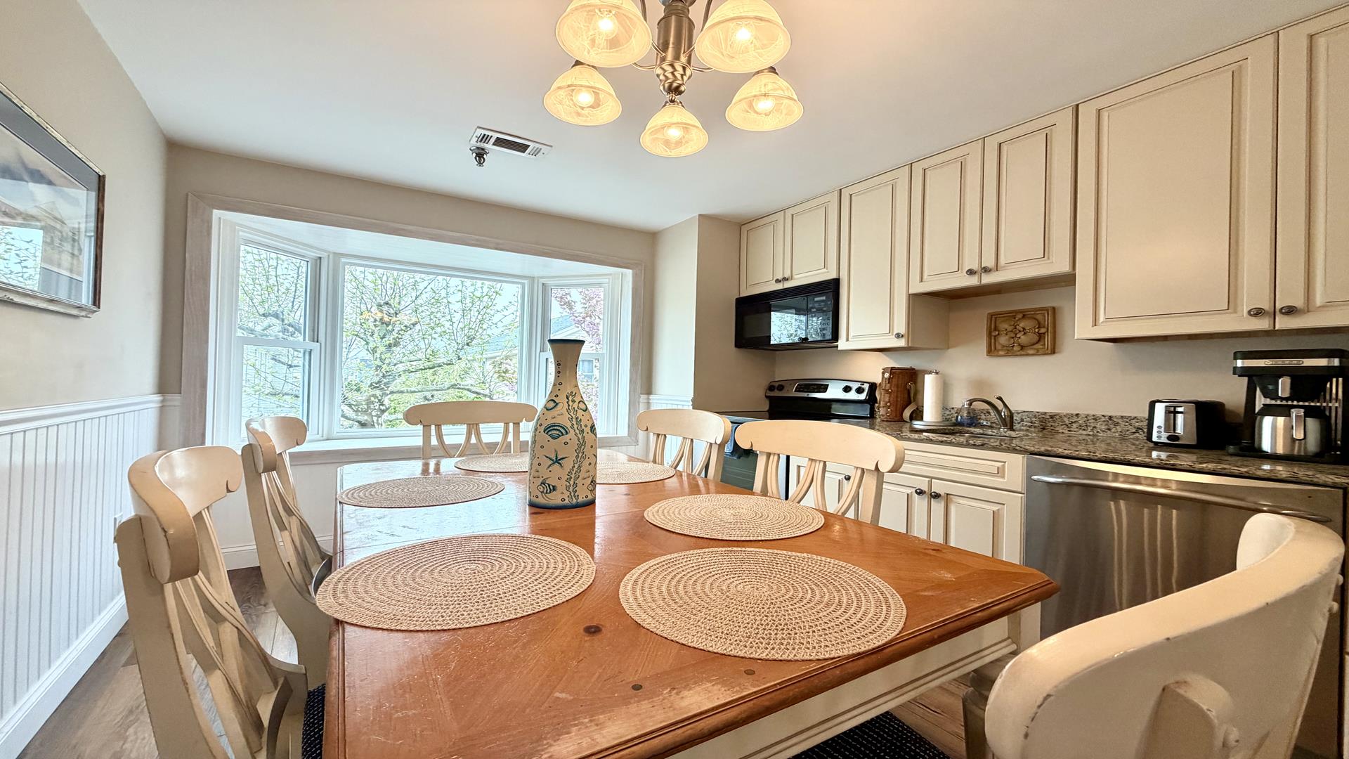 150 96th Street, Stone Harbor (Center)