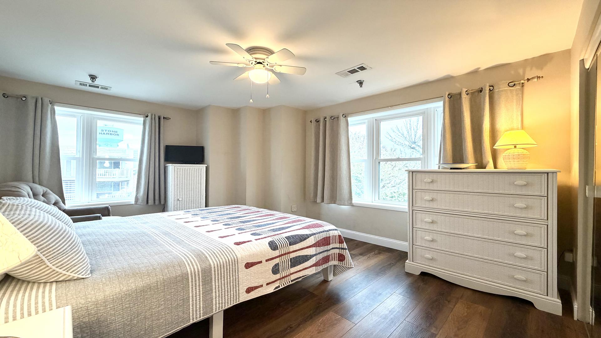 150 96th Street, Stone Harbor (Center)