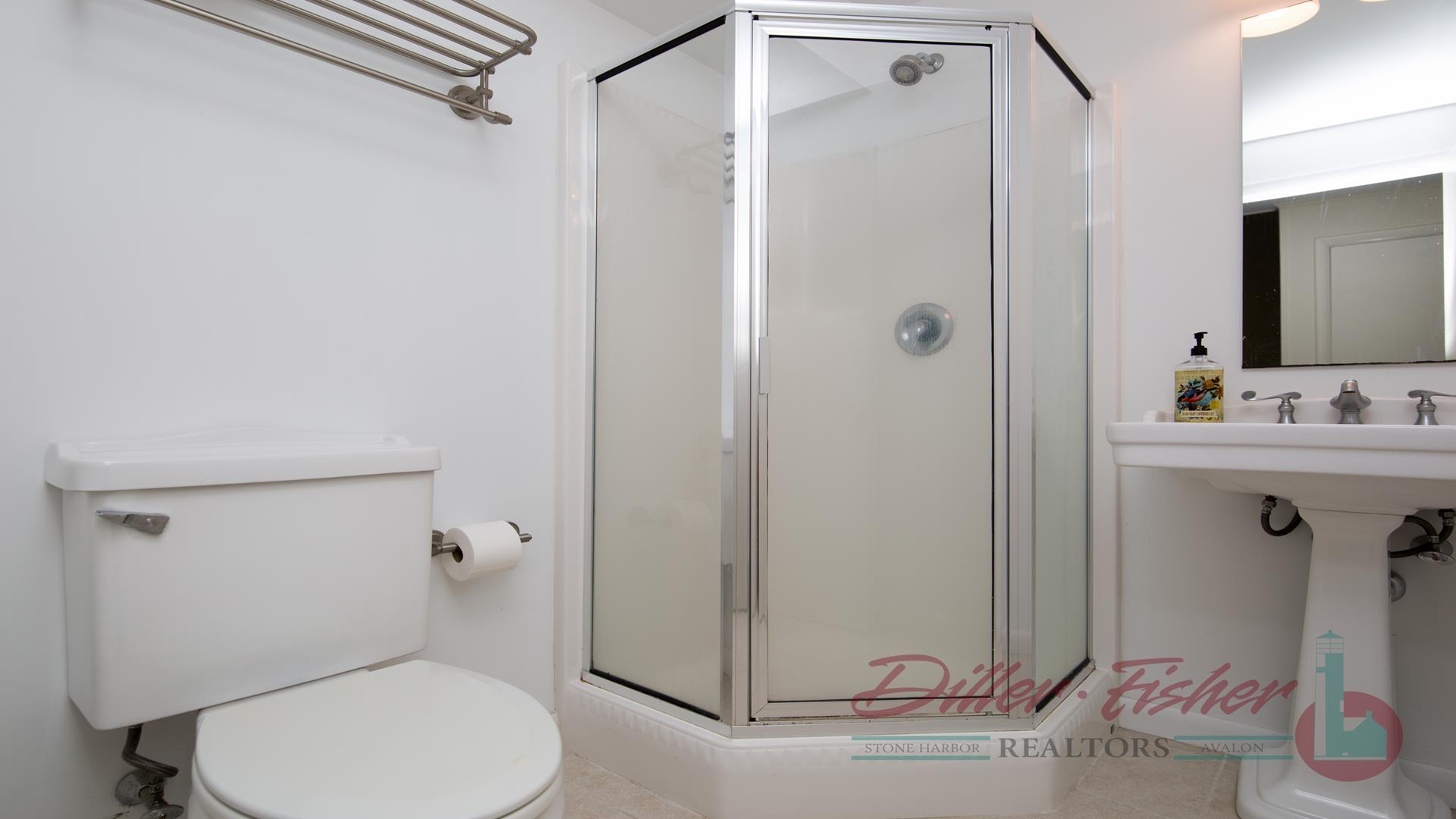 110 120th Street, Stone Harbor (Beach Block)