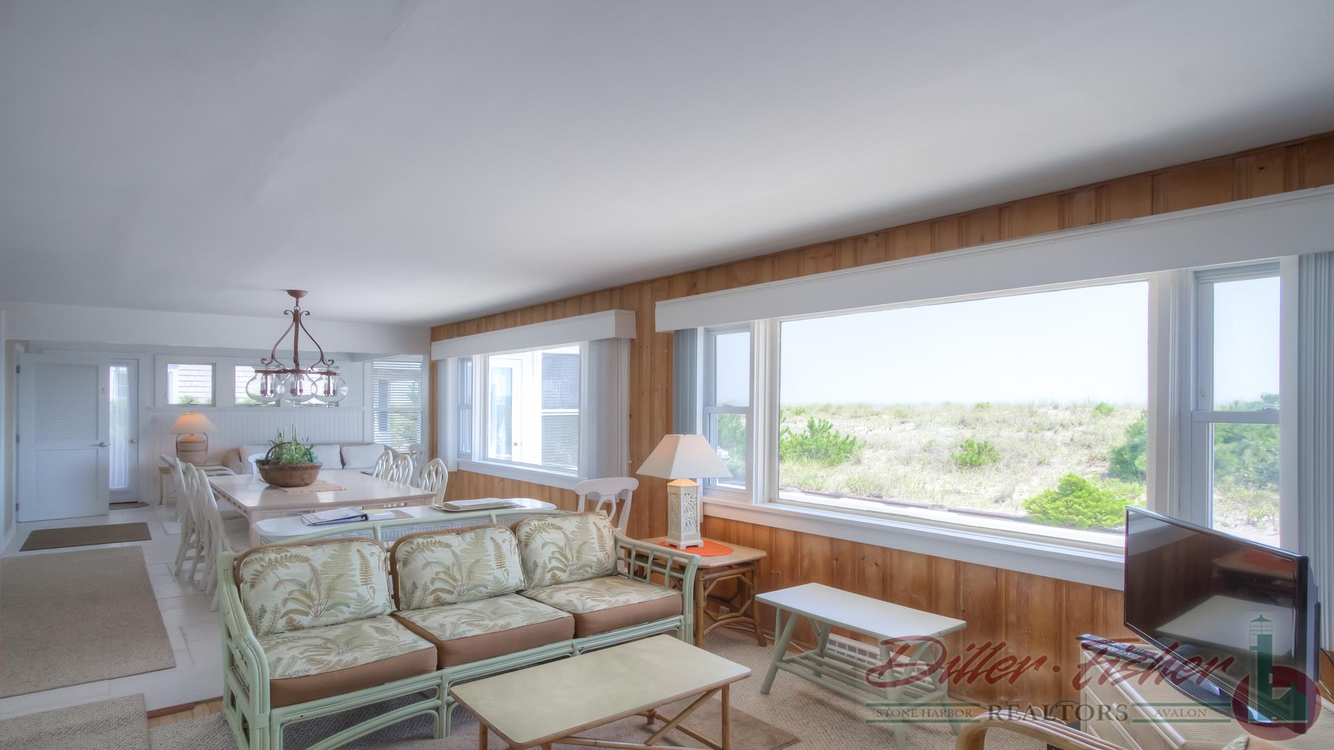 2 102nd Street, Stone Harbor (Beach Front) - Picture 5
