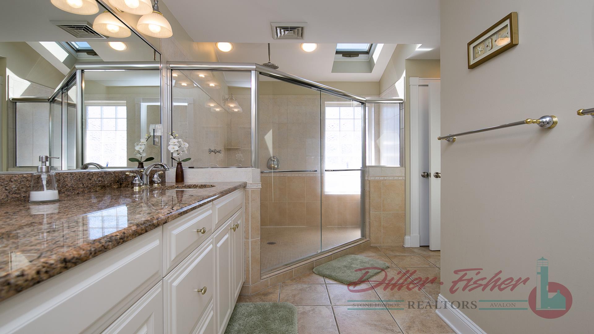 205 94th Street, Stone Harbor (Mid-Island)