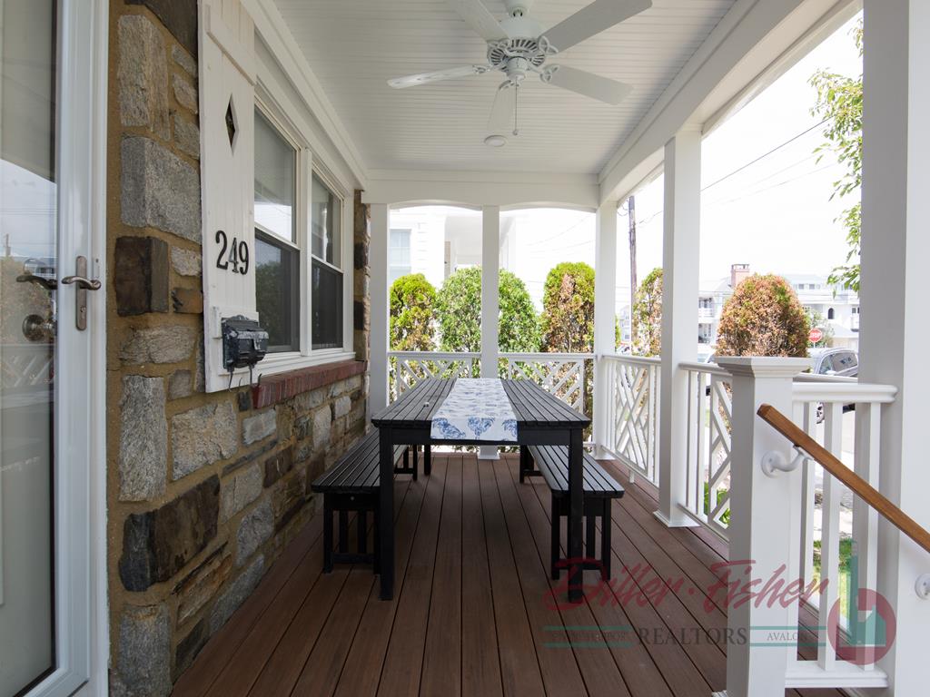 249 109th, Stone Harbor (Center)