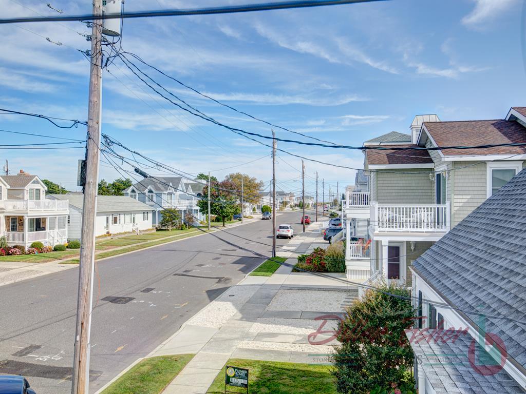 249 109th, Stone Harbor (Center)