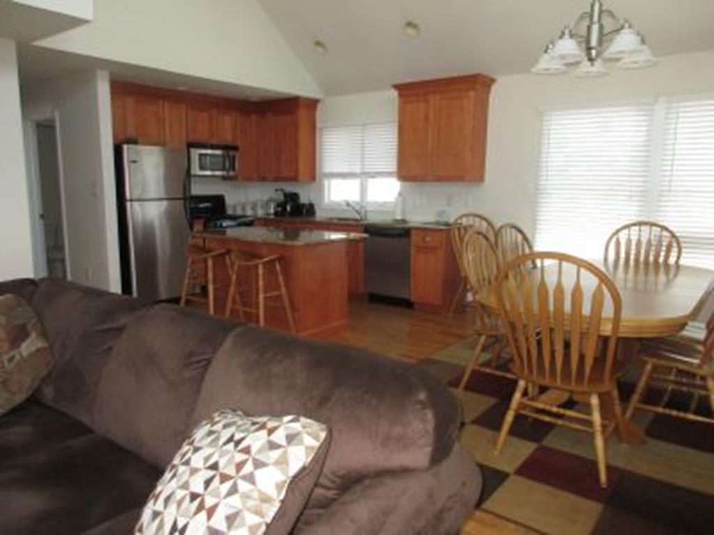 7601 Landis Avenue - Picture 