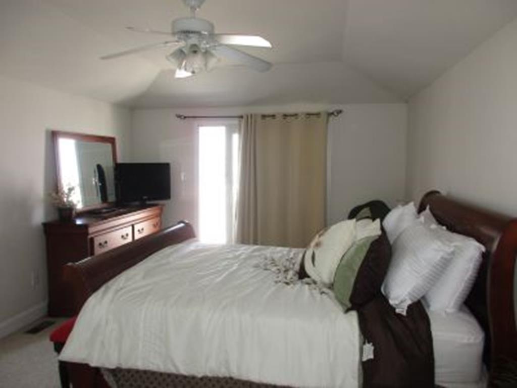 7601 Landis Avenue - Picture 