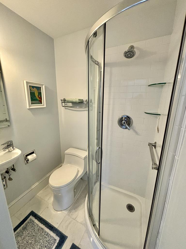 1023 Washington Street | Photo 17