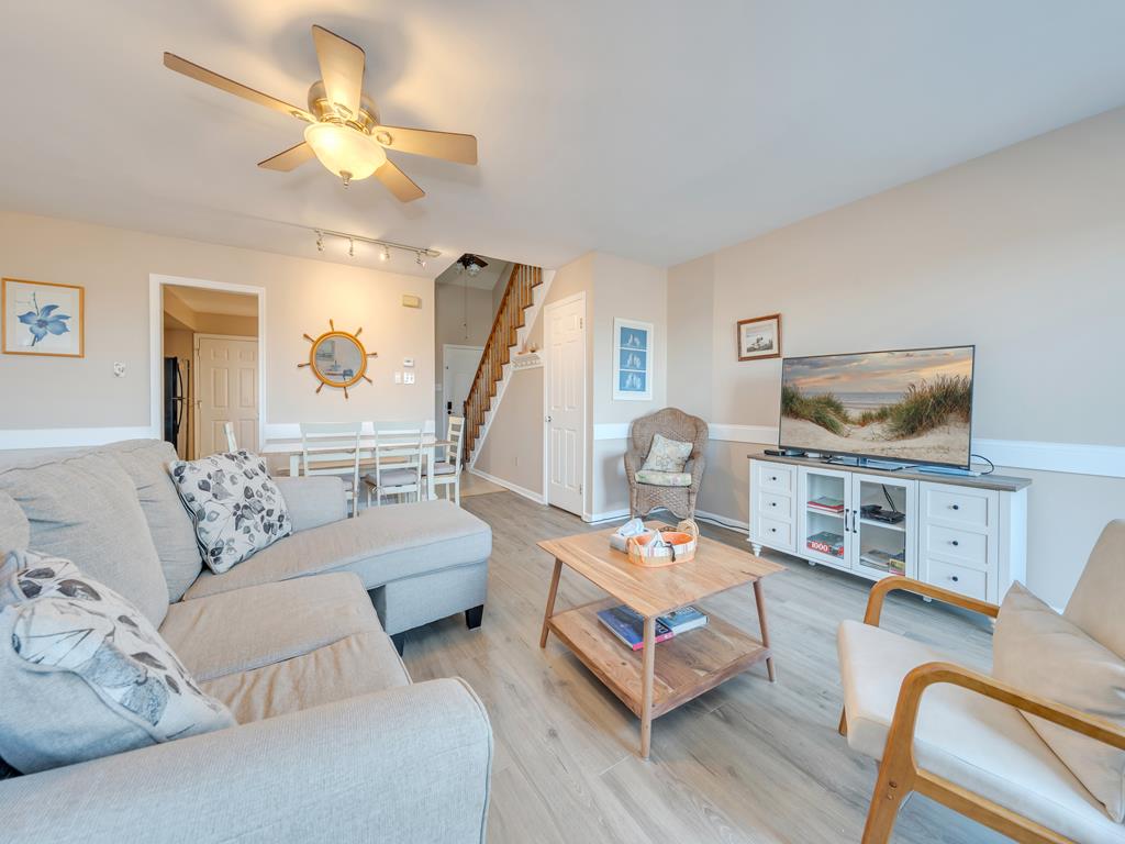 Sunsets of Bird Sanctuary - POOL! | Photo 8