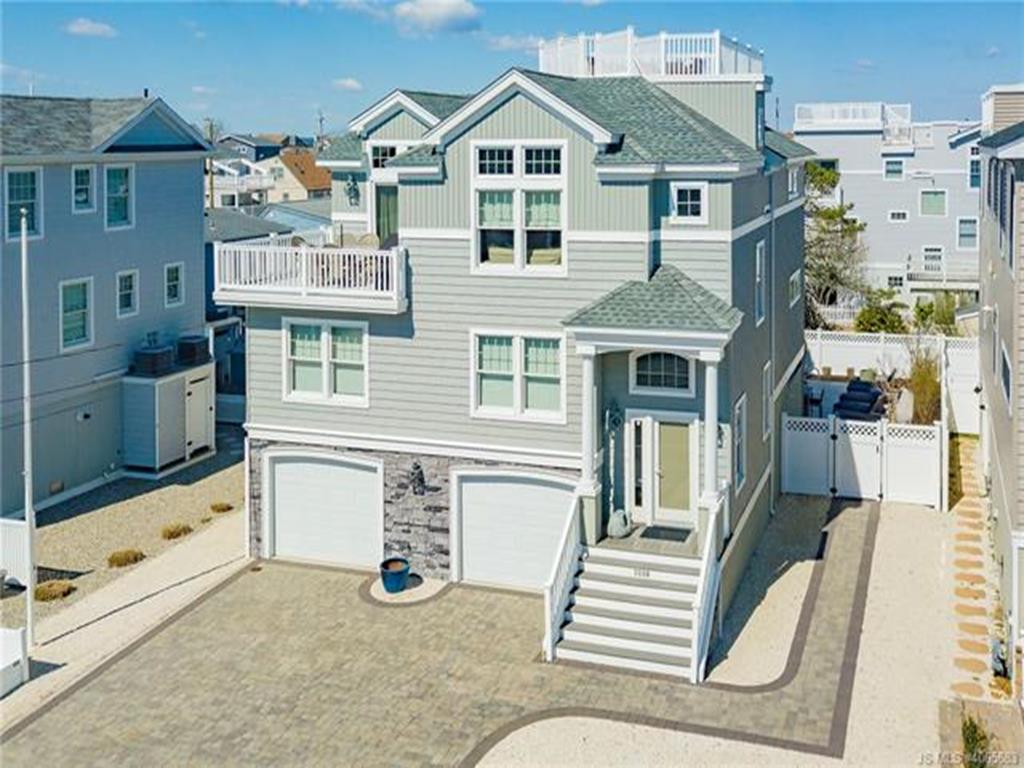 3008 Beach Avenue, Beach Haven Gardens