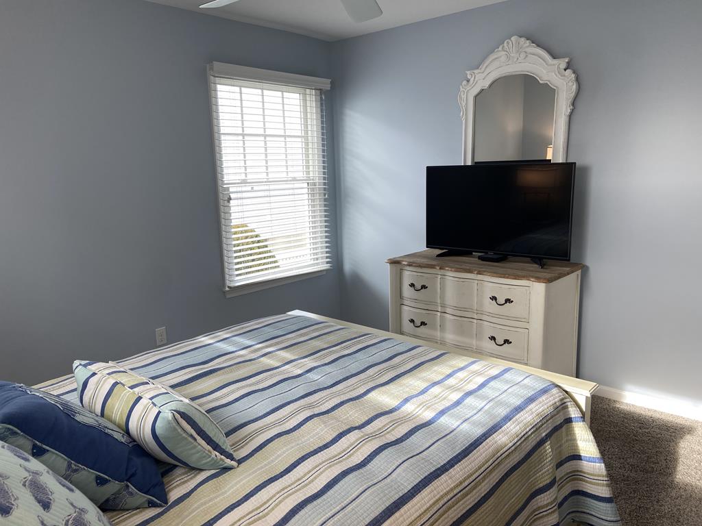 3008 Beach Avenue, Beach Haven Gardens (Ocean Side)