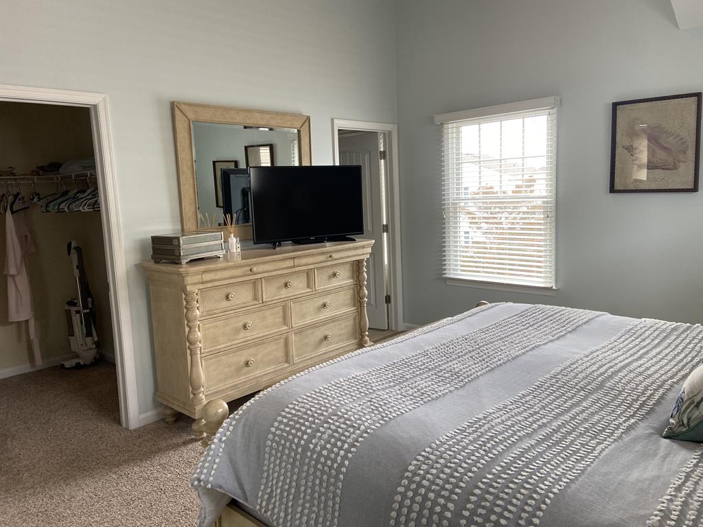 3008 Beach Avenue, Beach Haven Gardens (Ocean Side)