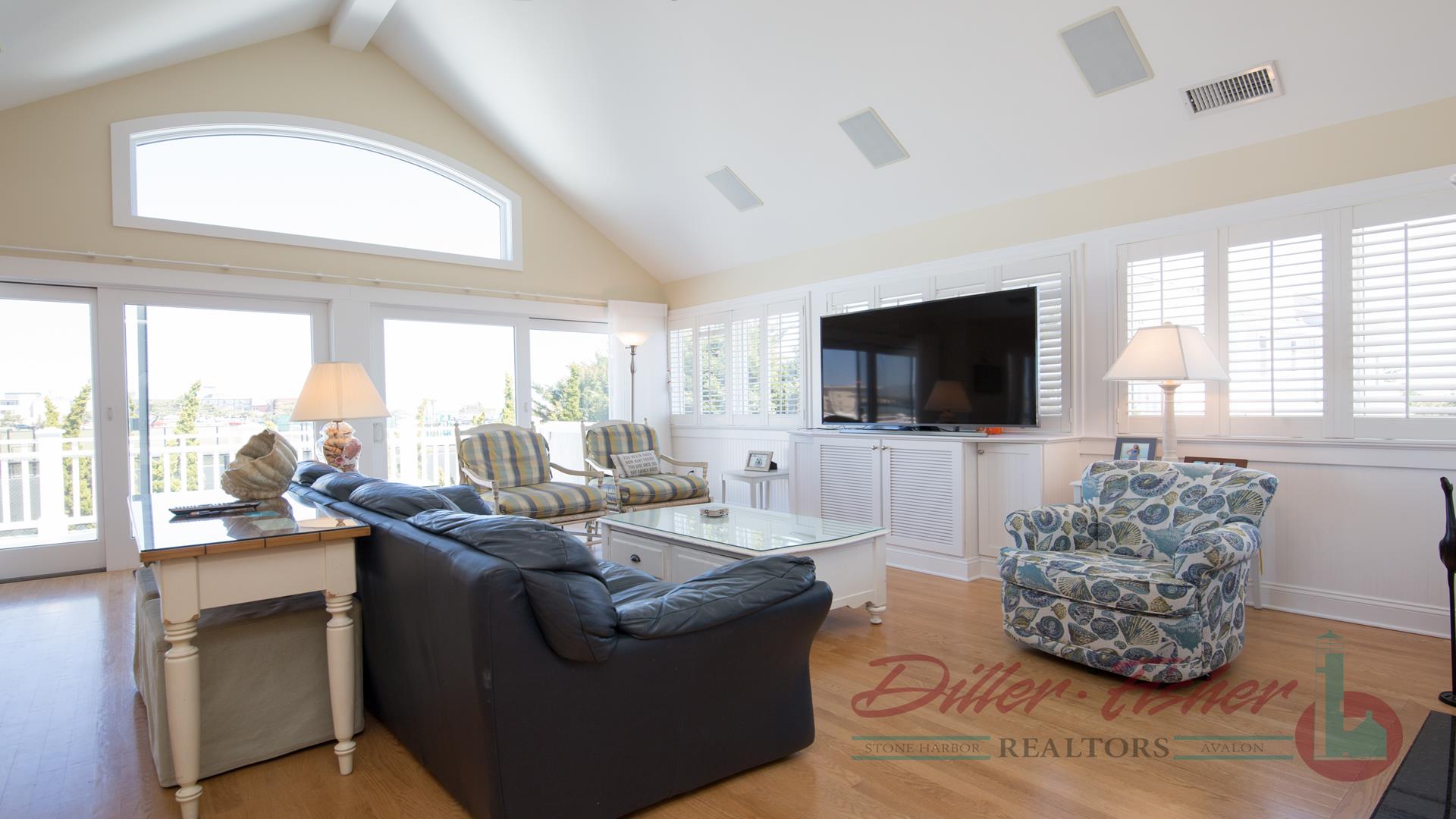 130 83rd Street, Stone Harbor (Center)