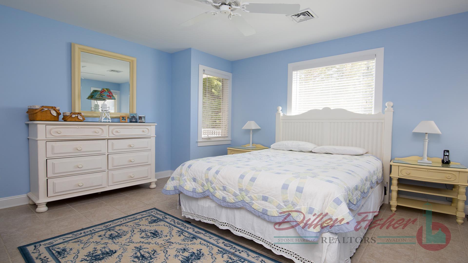 130 83rd Street, Stone Harbor (Center)