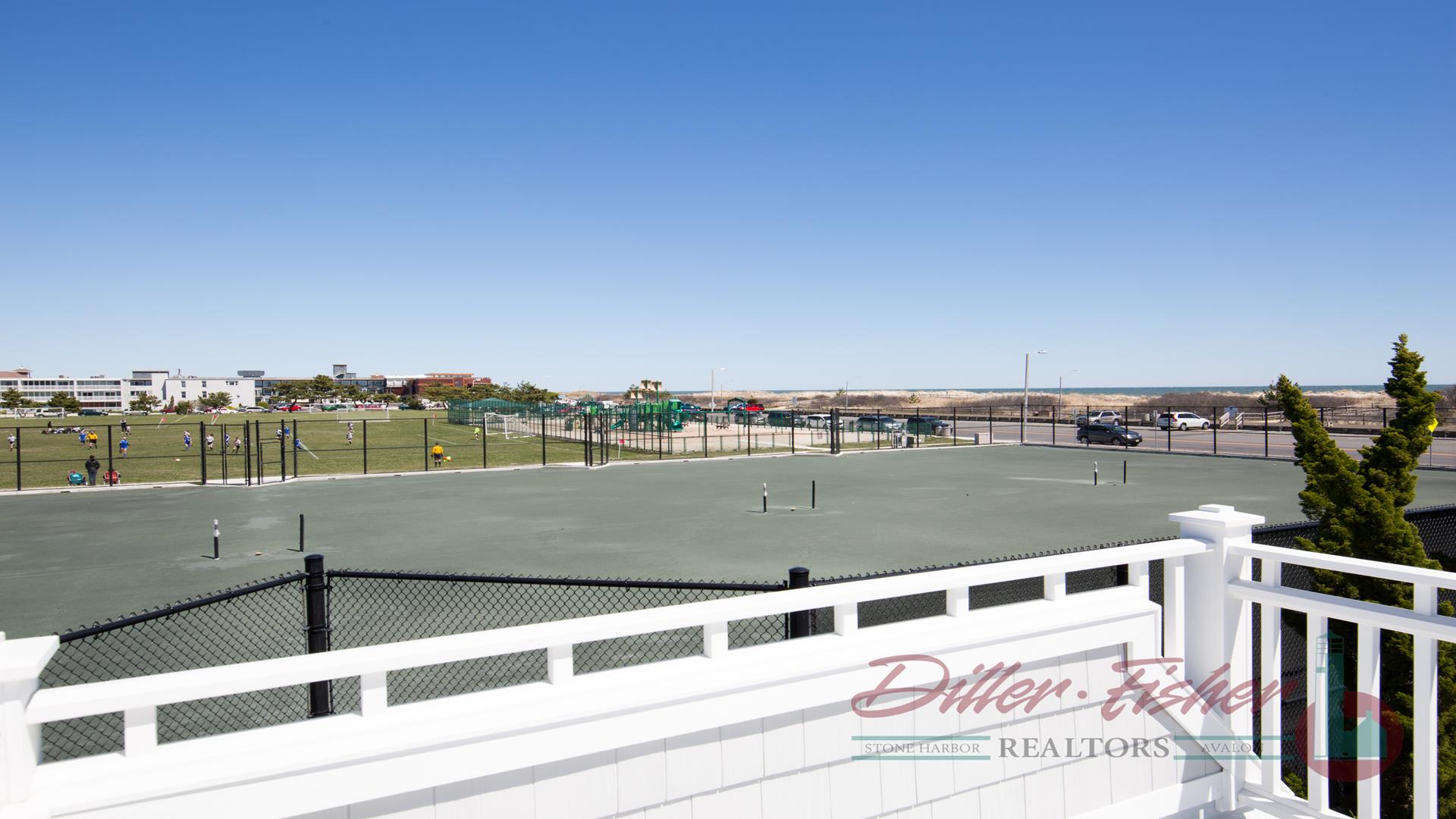 130 83rd Street, Stone Harbor (Center)