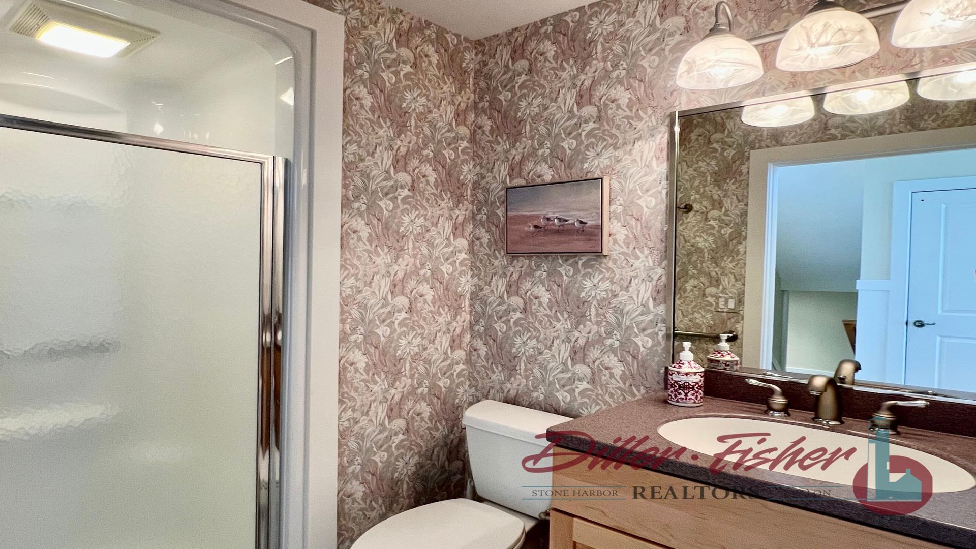 130 83rd Street, Stone Harbor (Center)