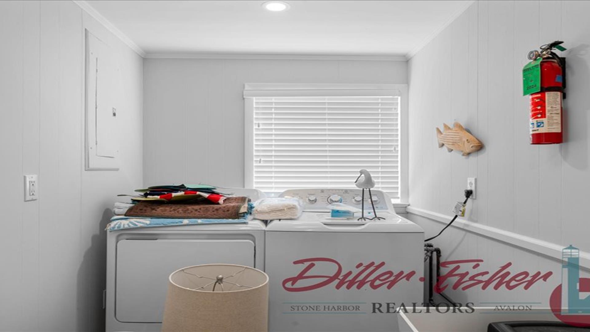 9 West 22nd Street, Avalon (Center)