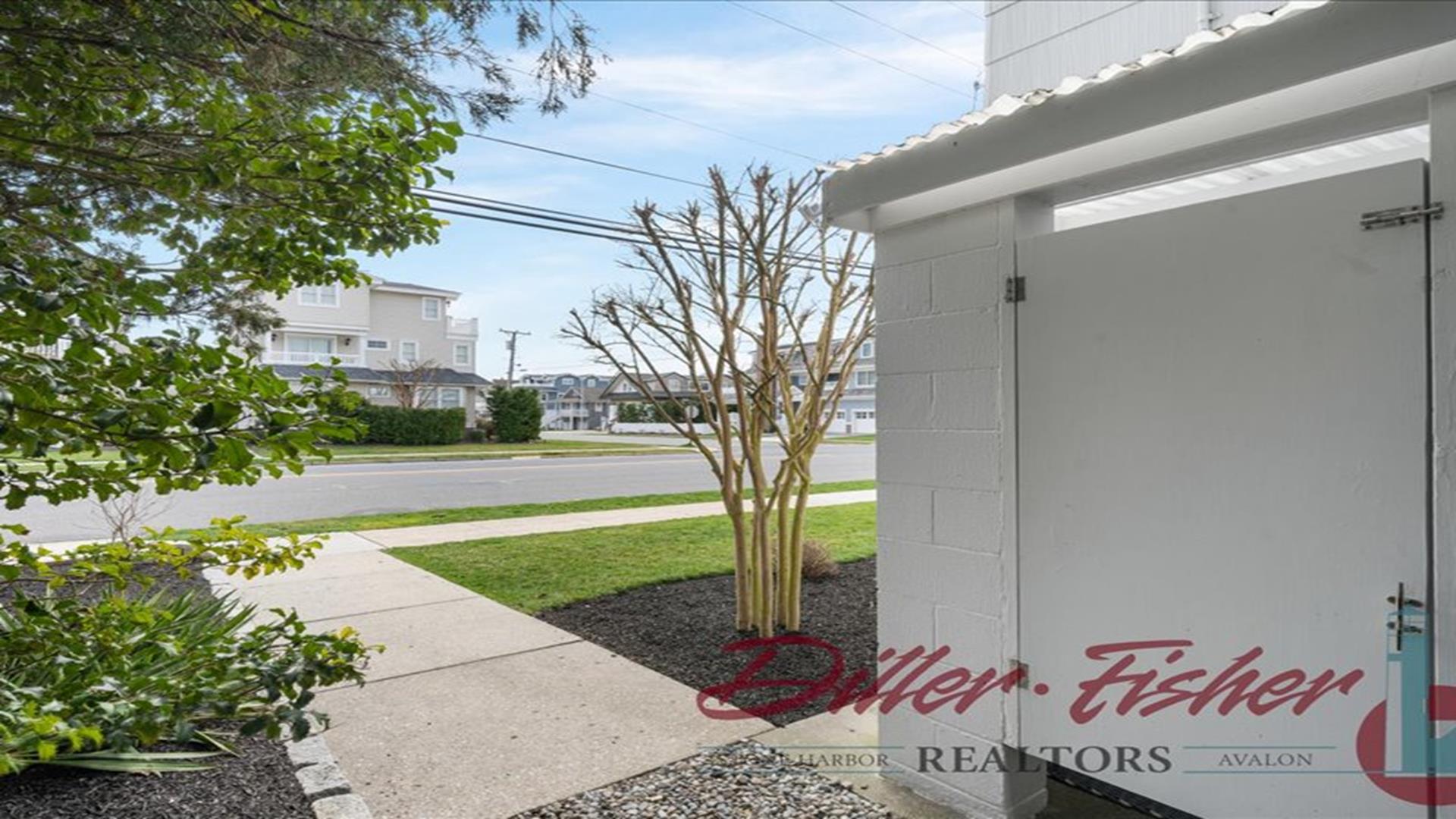 9 West 22nd Street, Avalon (Center)