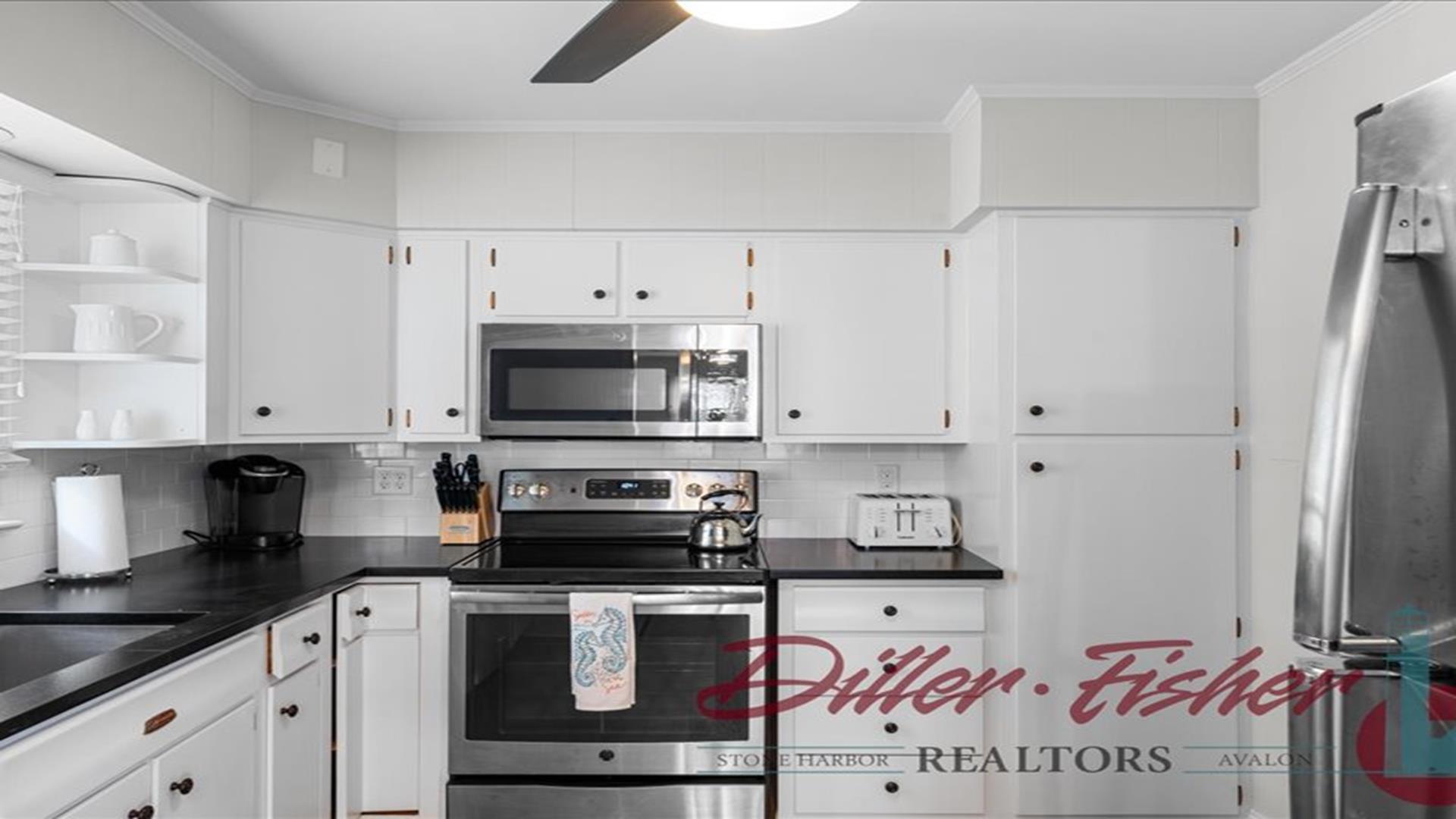 9 West 22nd Street, Avalon (Center)