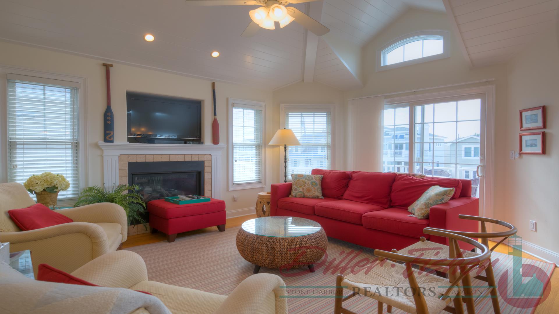 260 109th Street, Stone Harbor (Center) - Picture 2