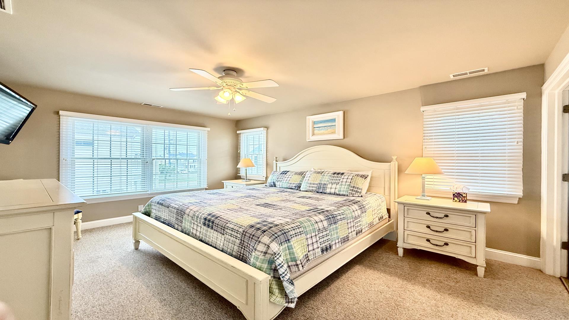 168 84th Street, Stone Harbor (Center)