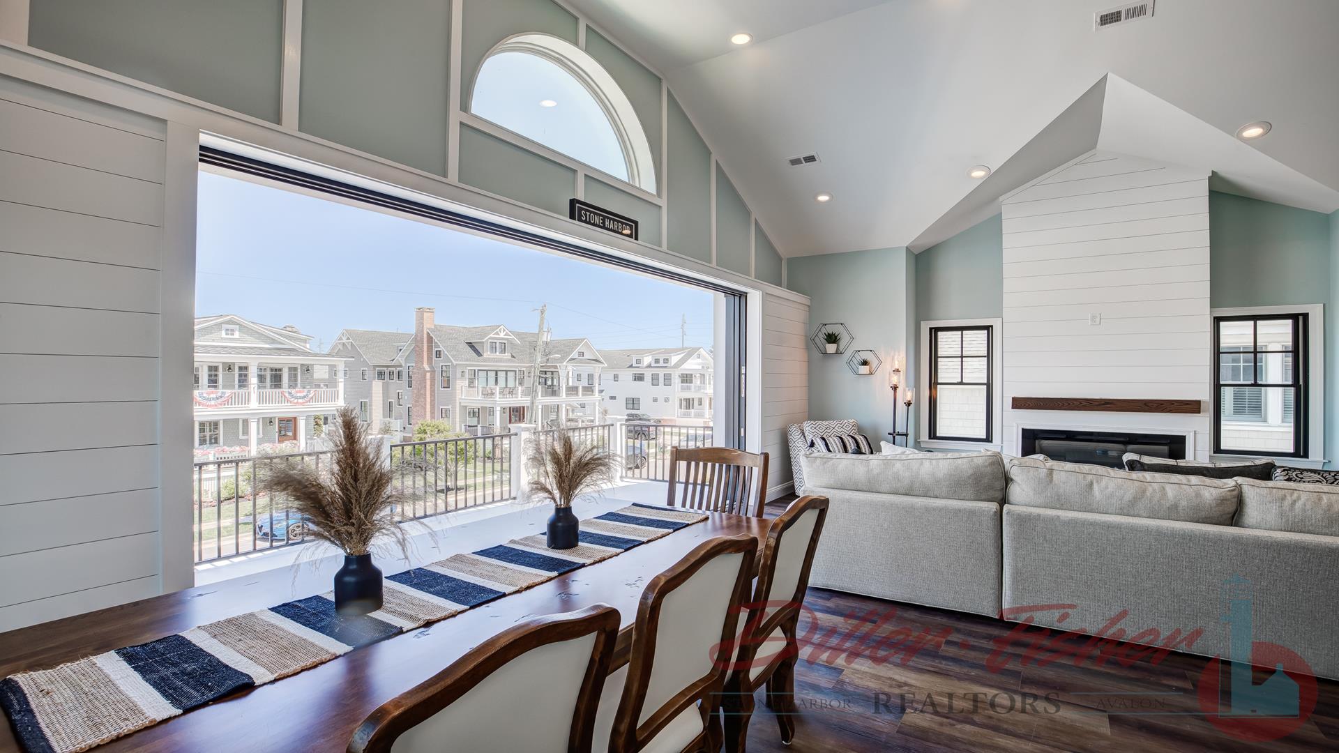 261 90th Street, Stone Harbor (Center)