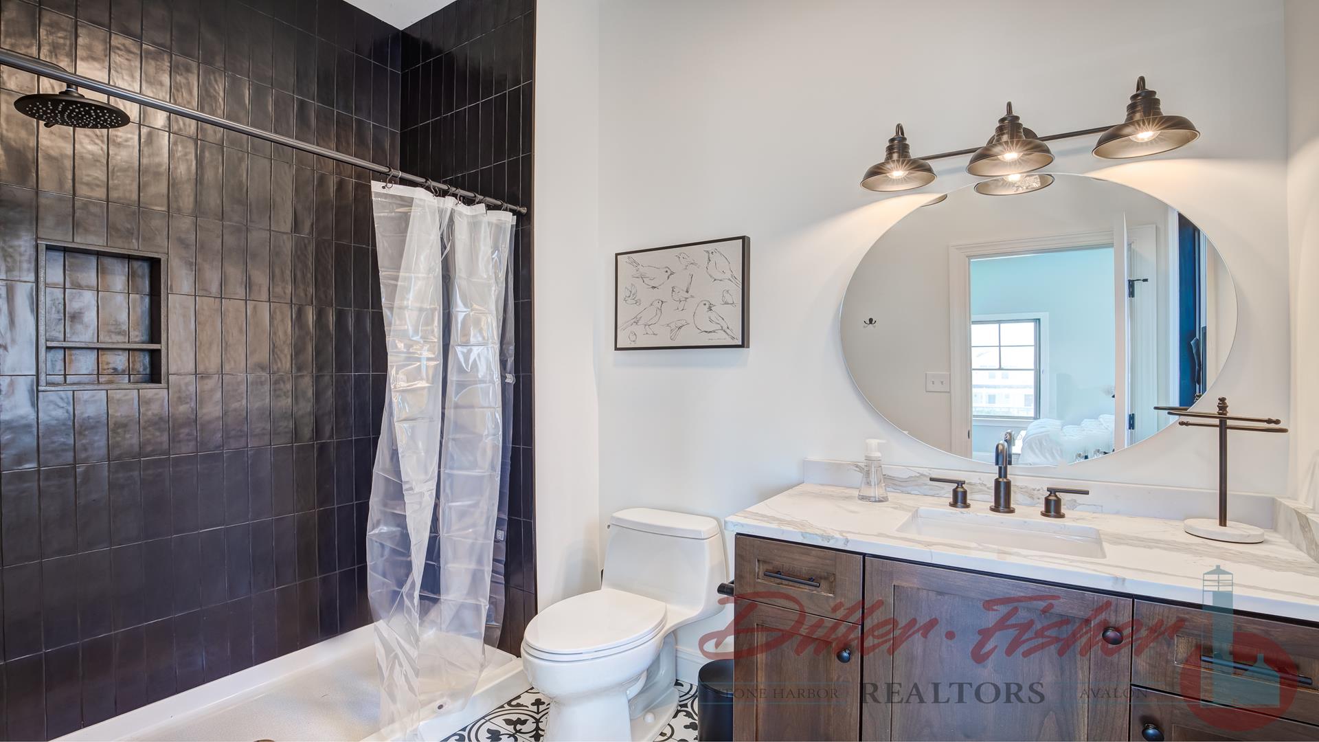 261 90th Street, Stone Harbor (Center)