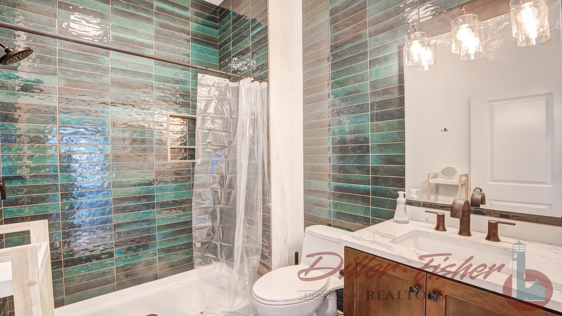 261 90th Street, Stone Harbor (Center)