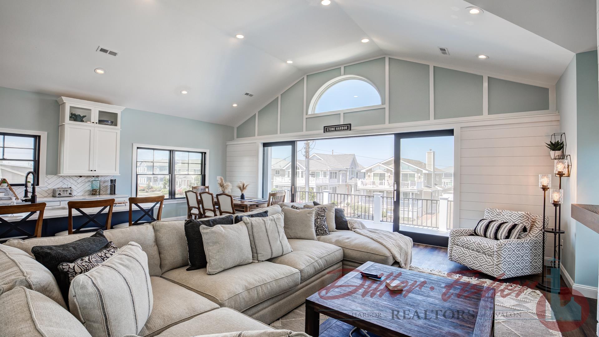 261 90th Street, Stone Harbor (Center)