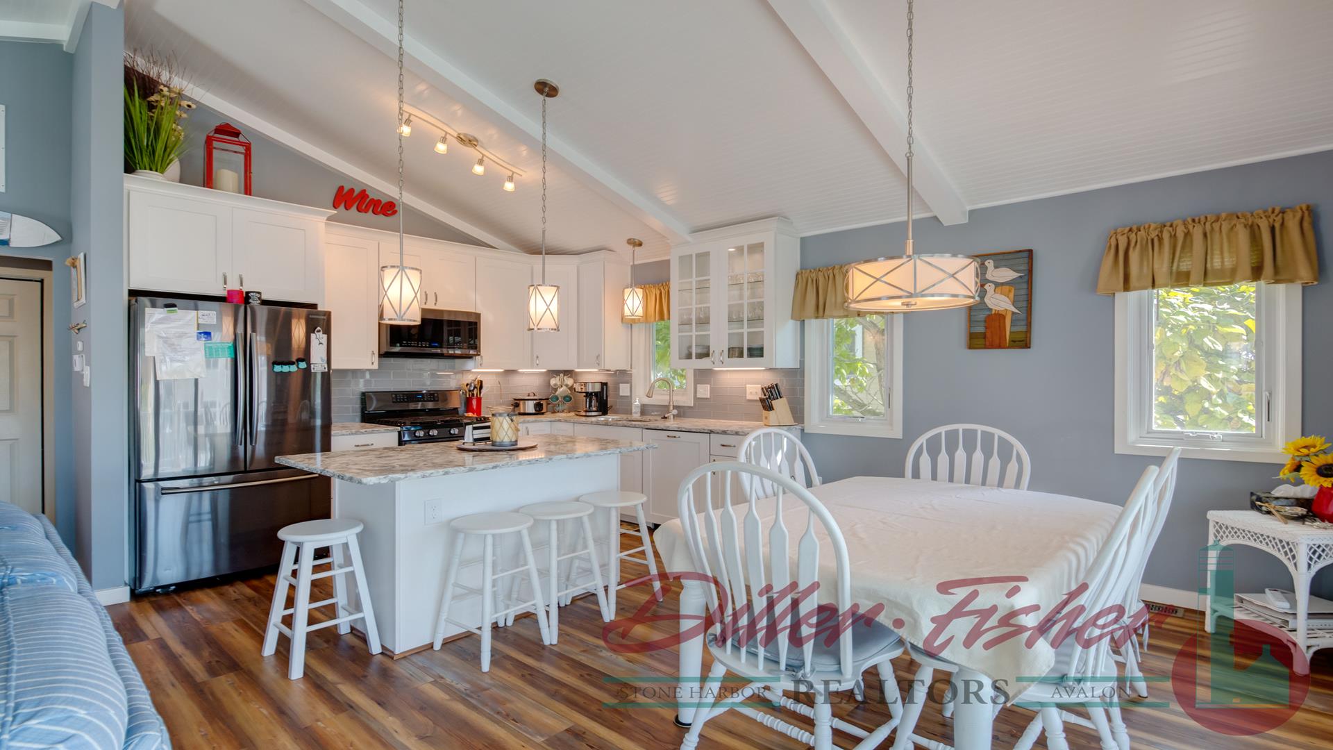 271 82nd Street, Stone Harbor (Center)